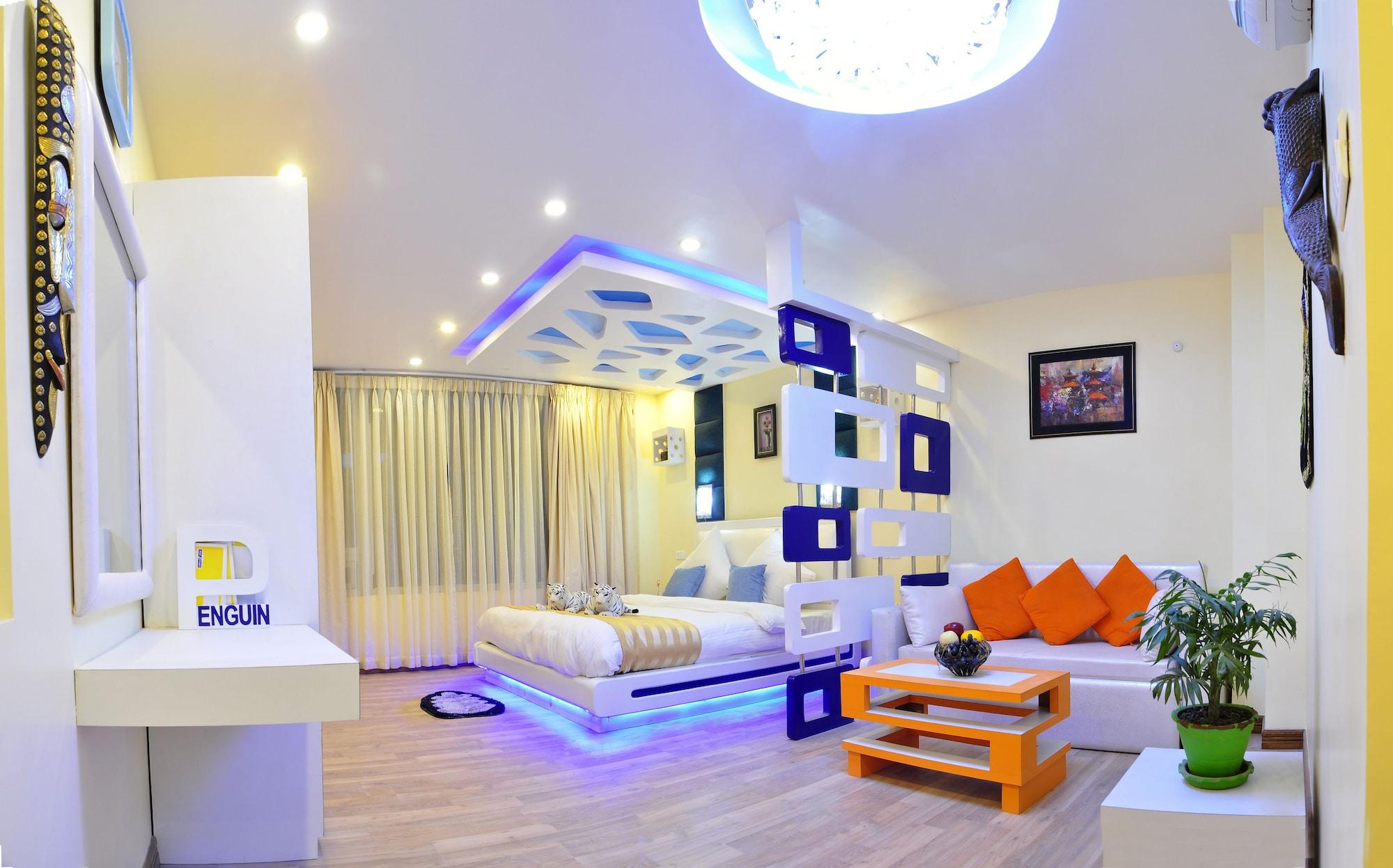 Royal Penguin Boutique & Hotel 4*