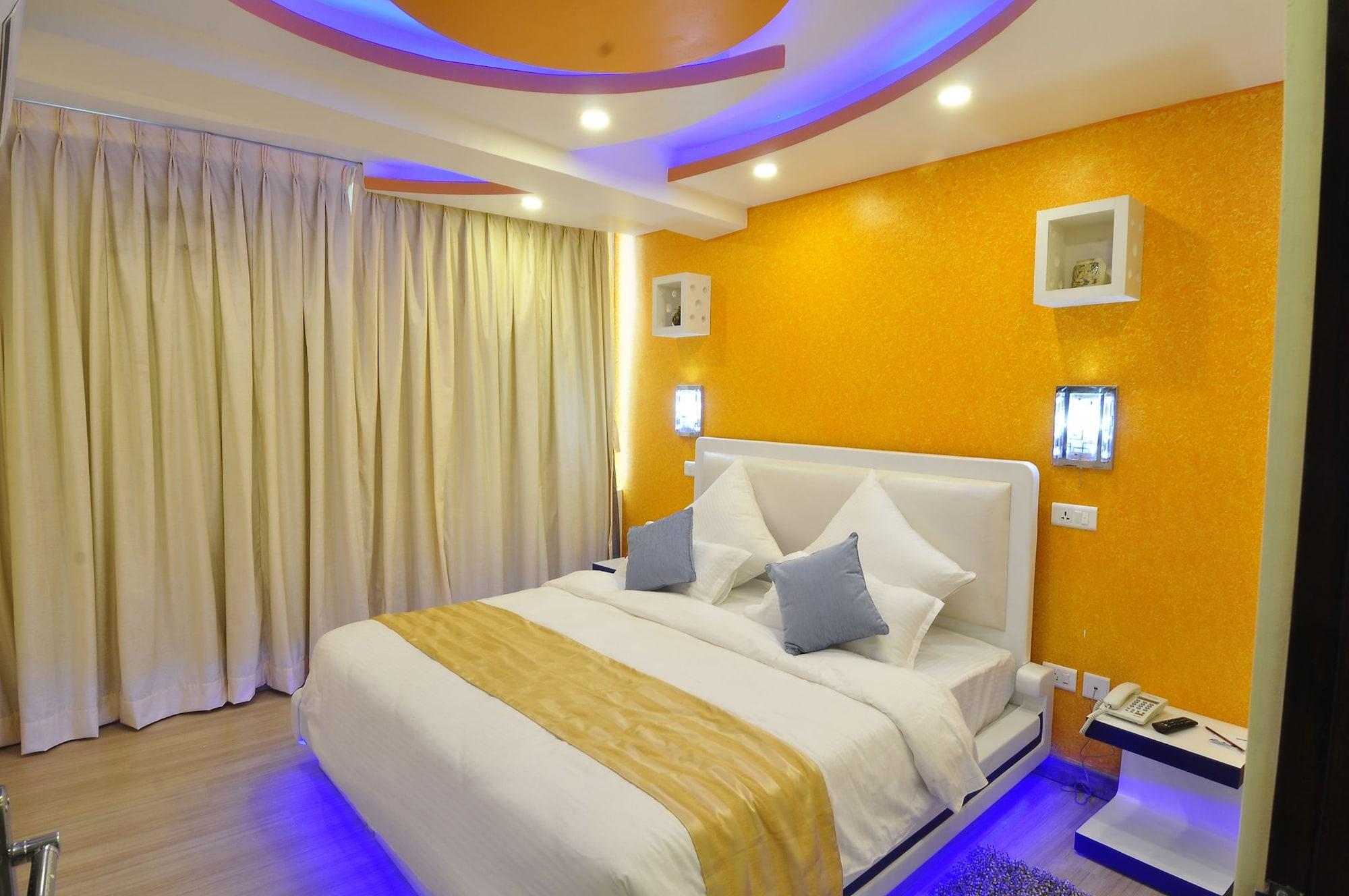 Royal Penguin Boutique & Hotel 4*