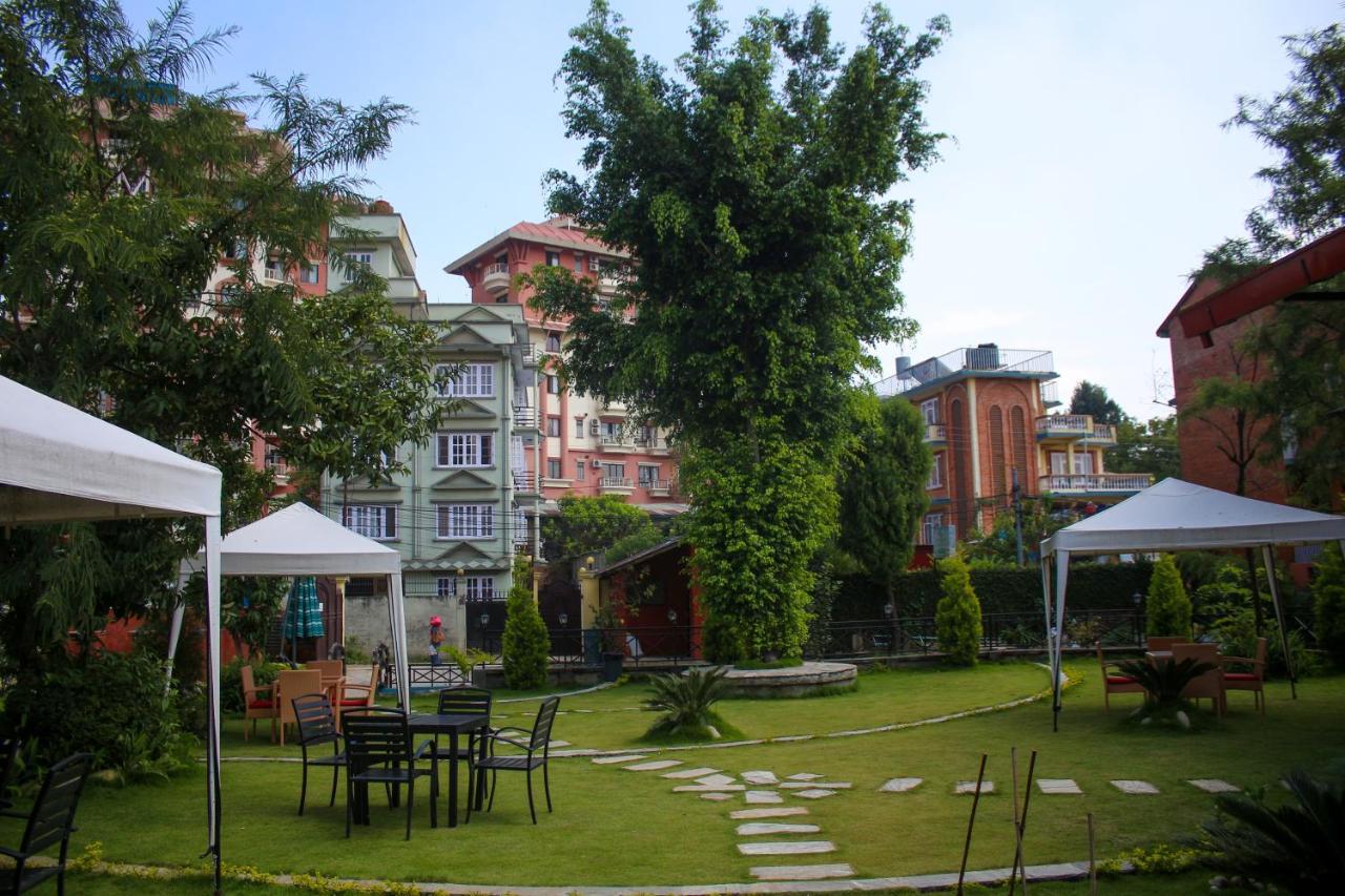Sampada Garden Hotel 3*