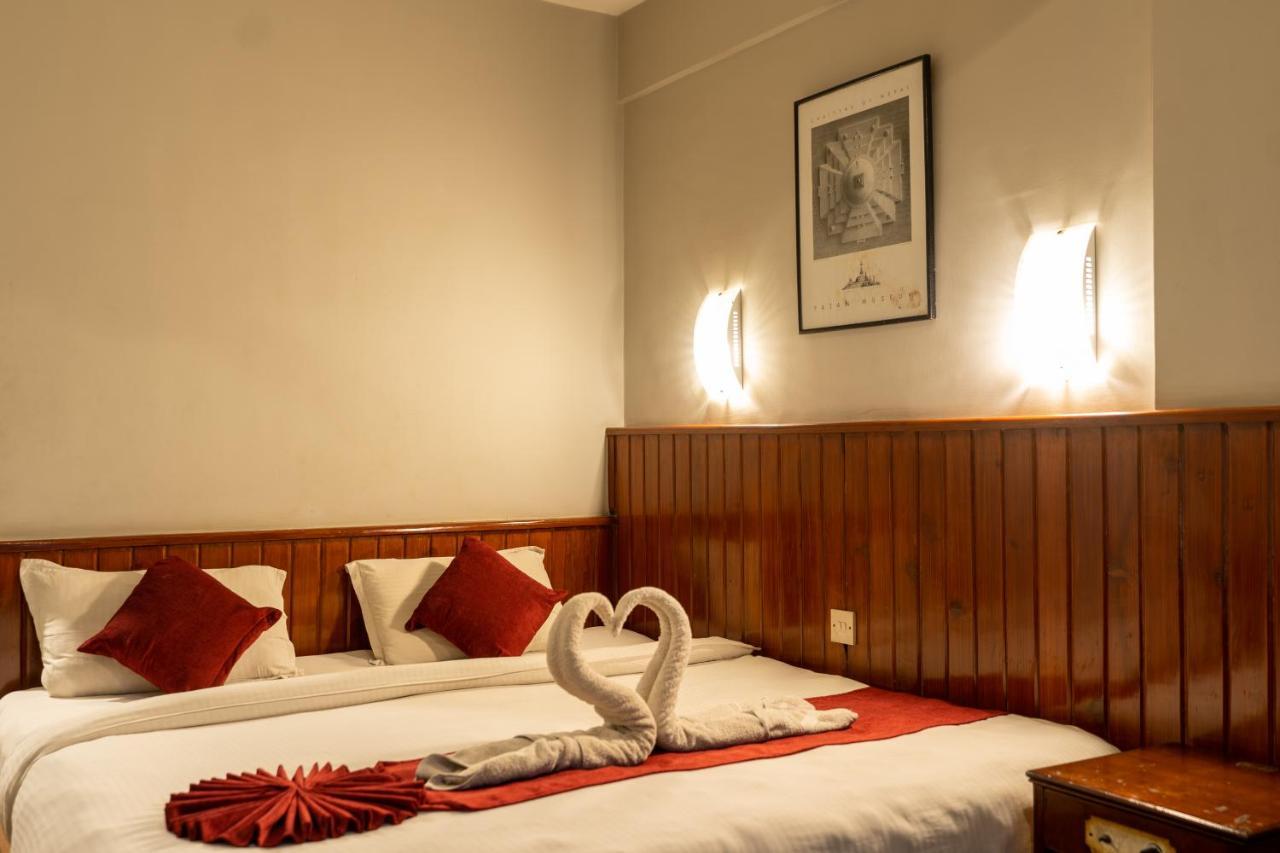 Hotel Mystic Homes