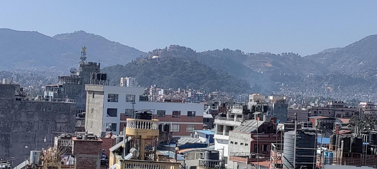 Hotel Nepalaya 3*