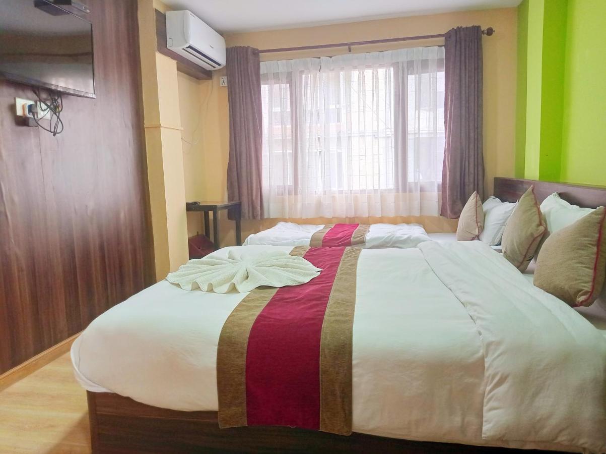 Holiday Hostel Hostel