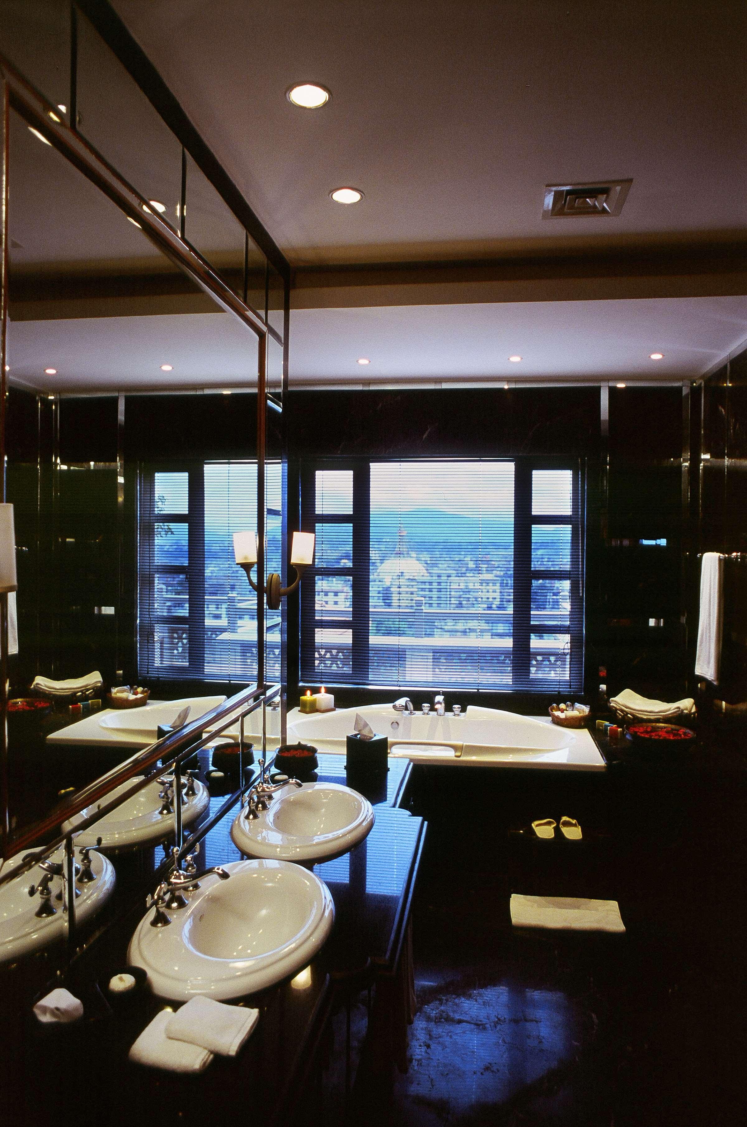 Hyatt Regency Hotel