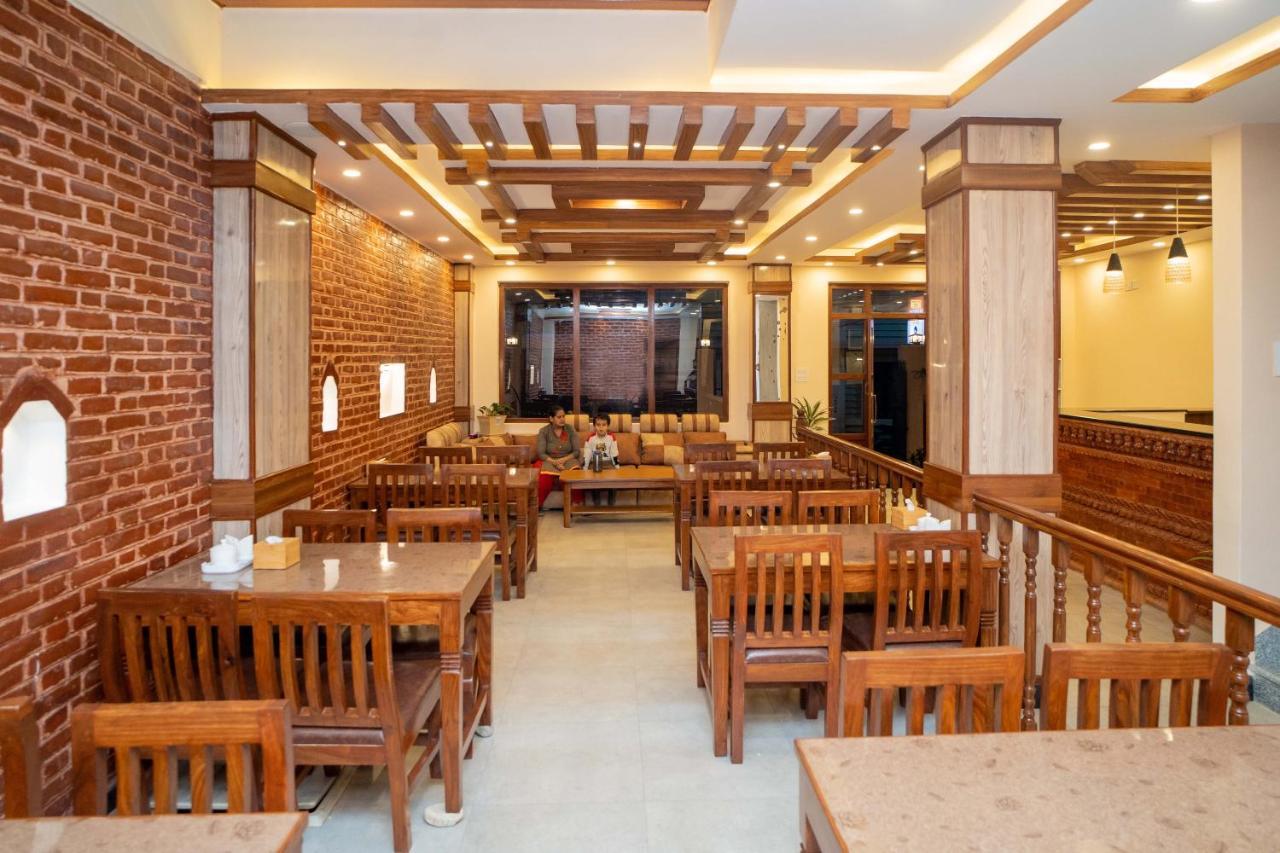 Hotel Madhuban 3*