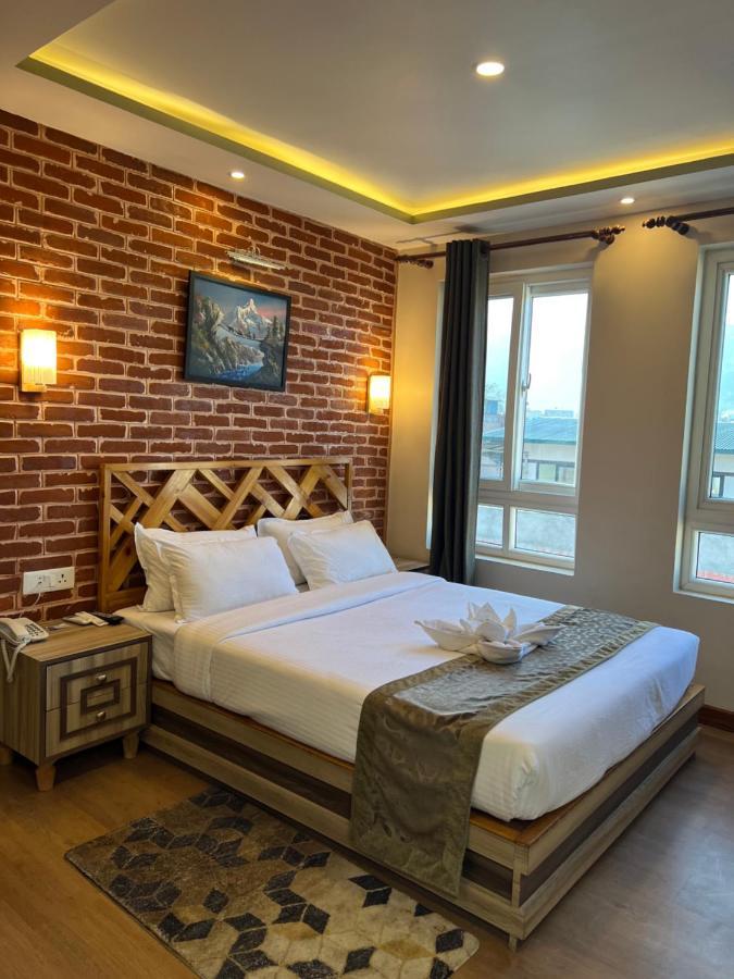 Kesu Hotel *