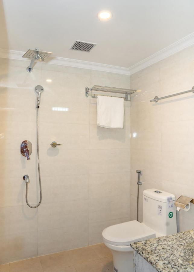 Hotel Drishya 3*