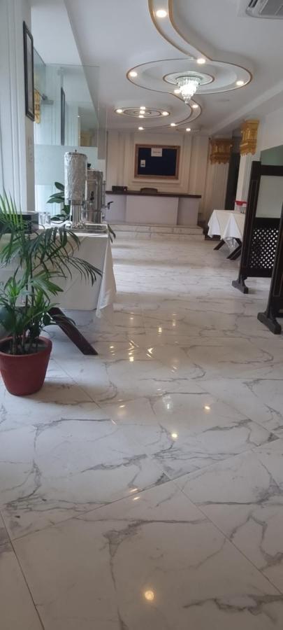 Durbar & Hotel 3*