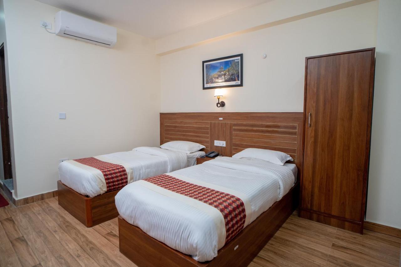 Madhuban Hotel 3*
