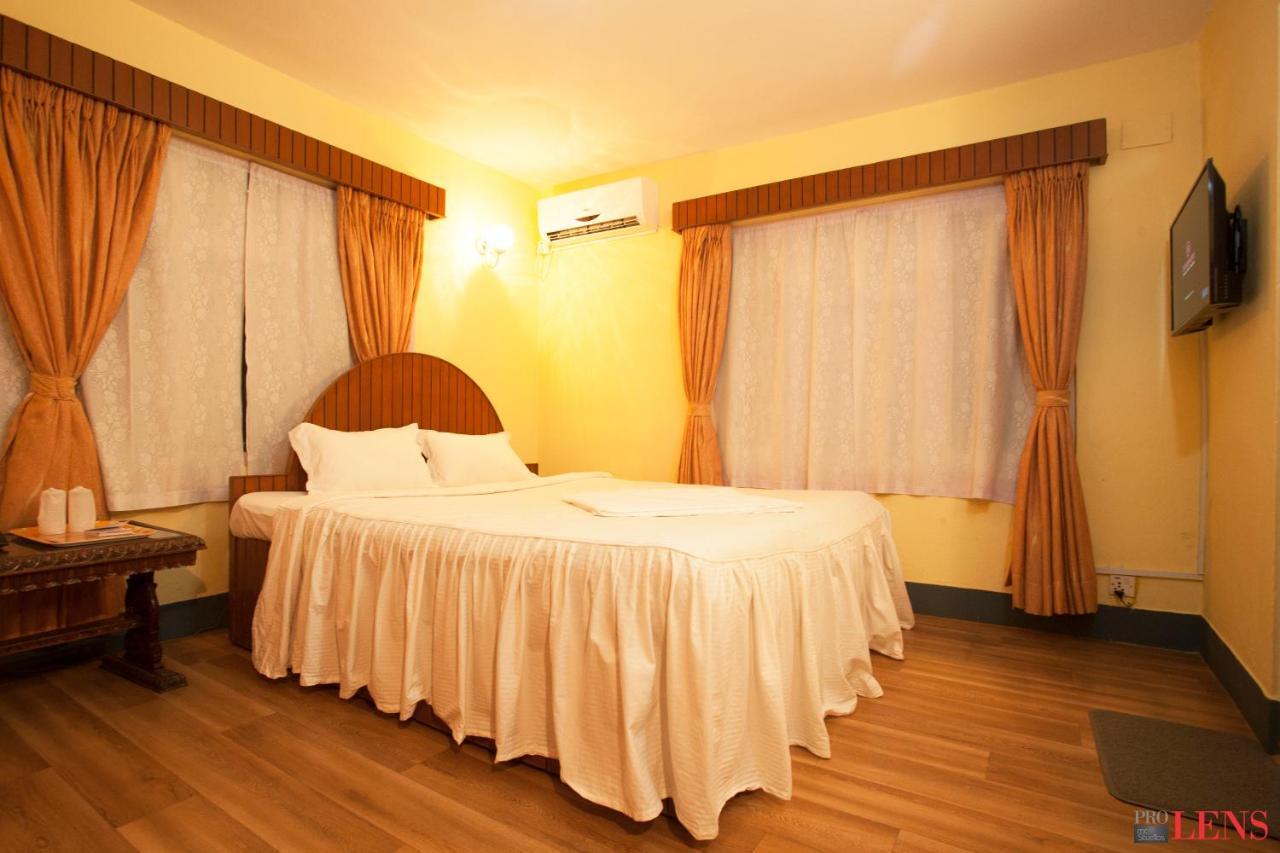 Hotel Melungtse & *
