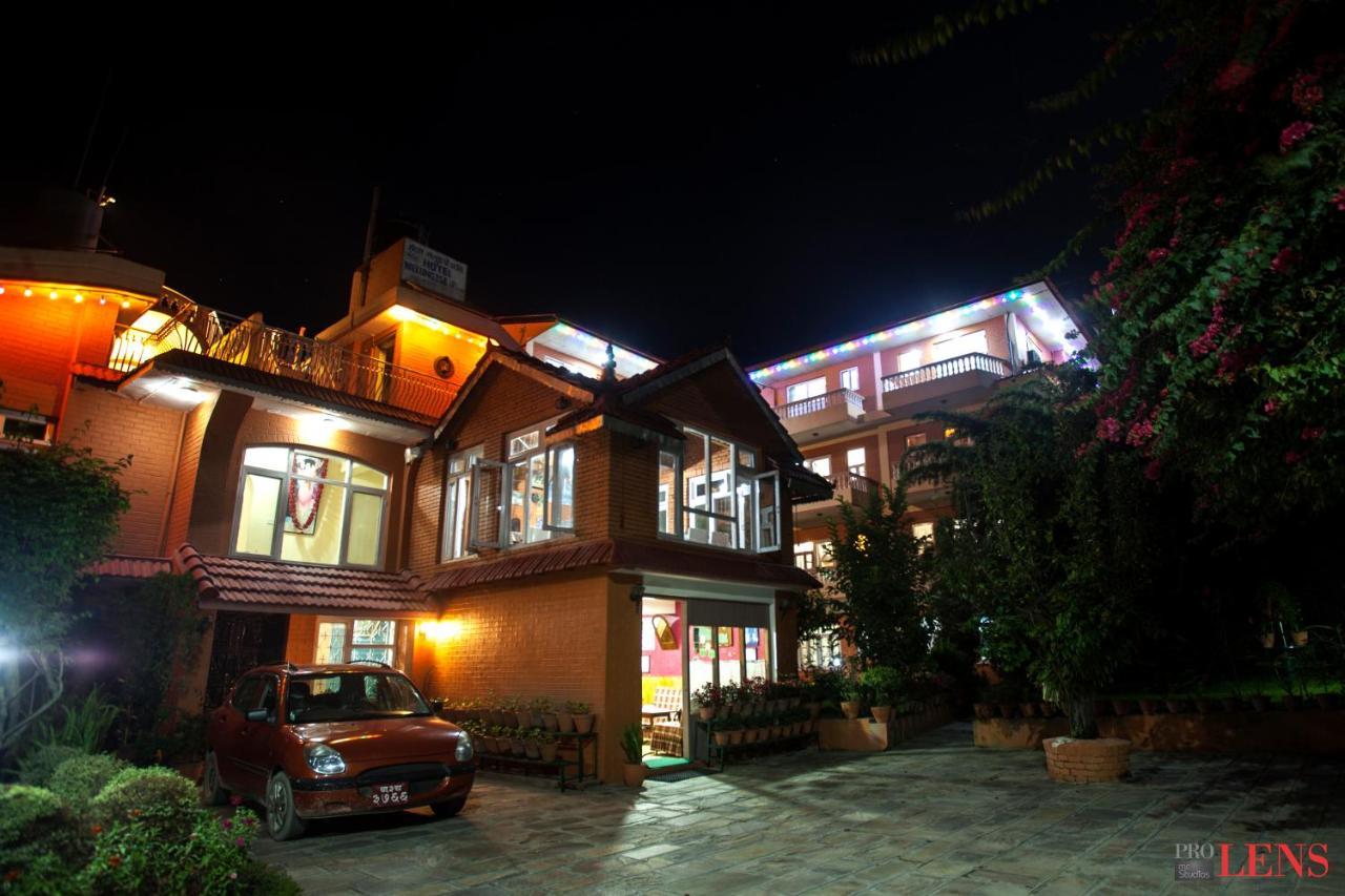 Melungtse & Hotel