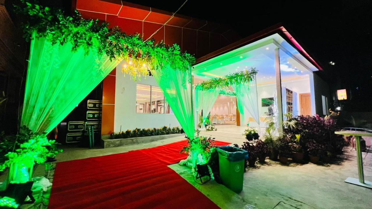 Ananda Pashupati 4*