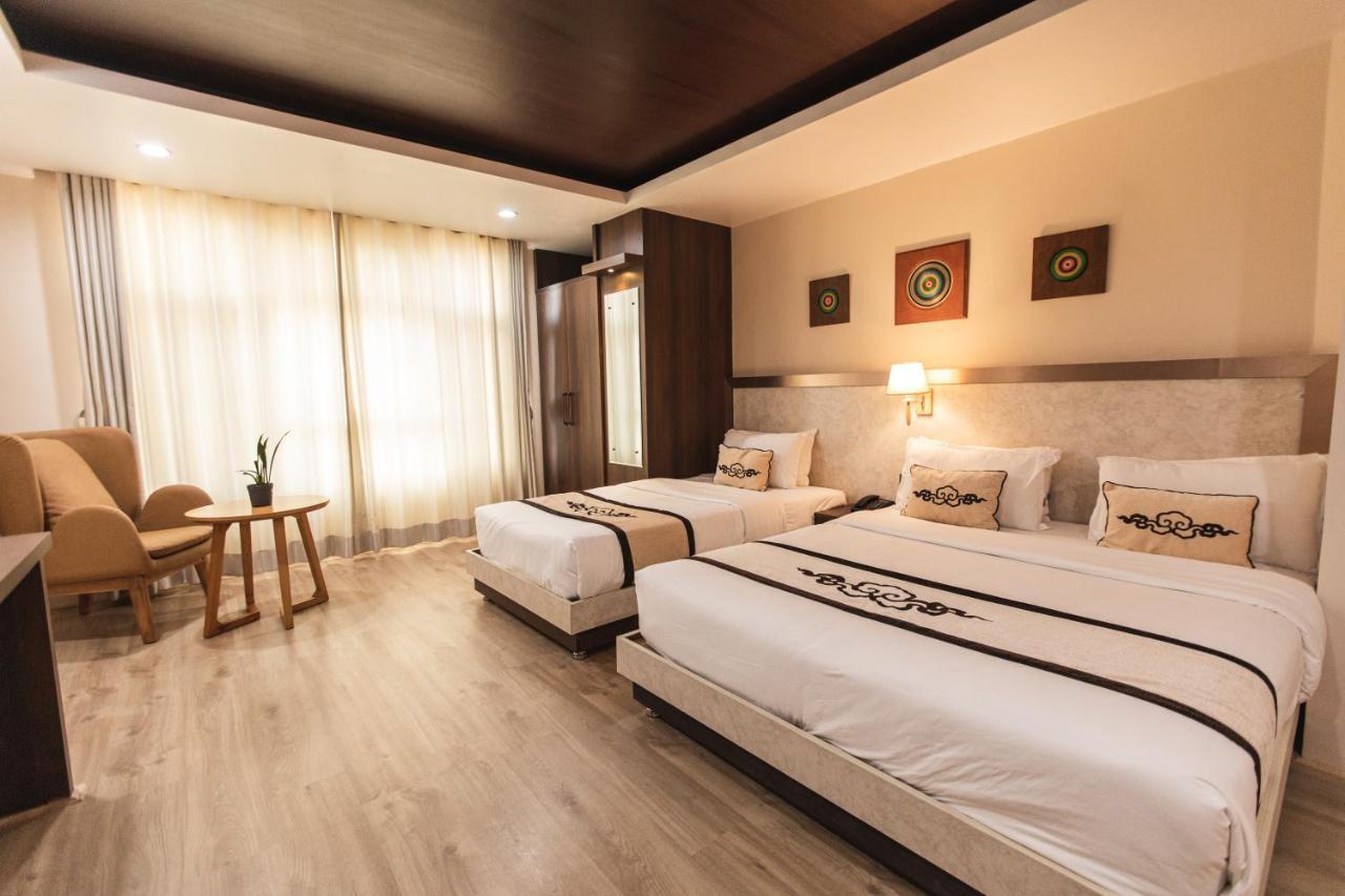 Lavie And Hotel 3*