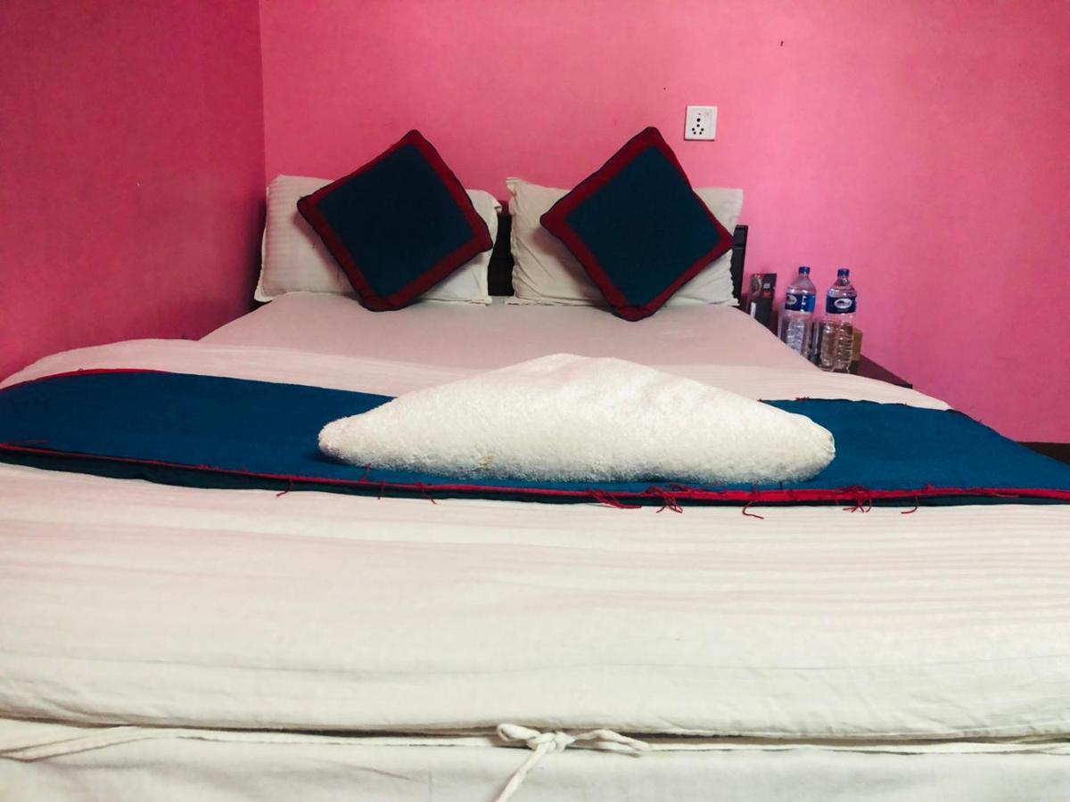 Chandragiri Paradise Hotel *