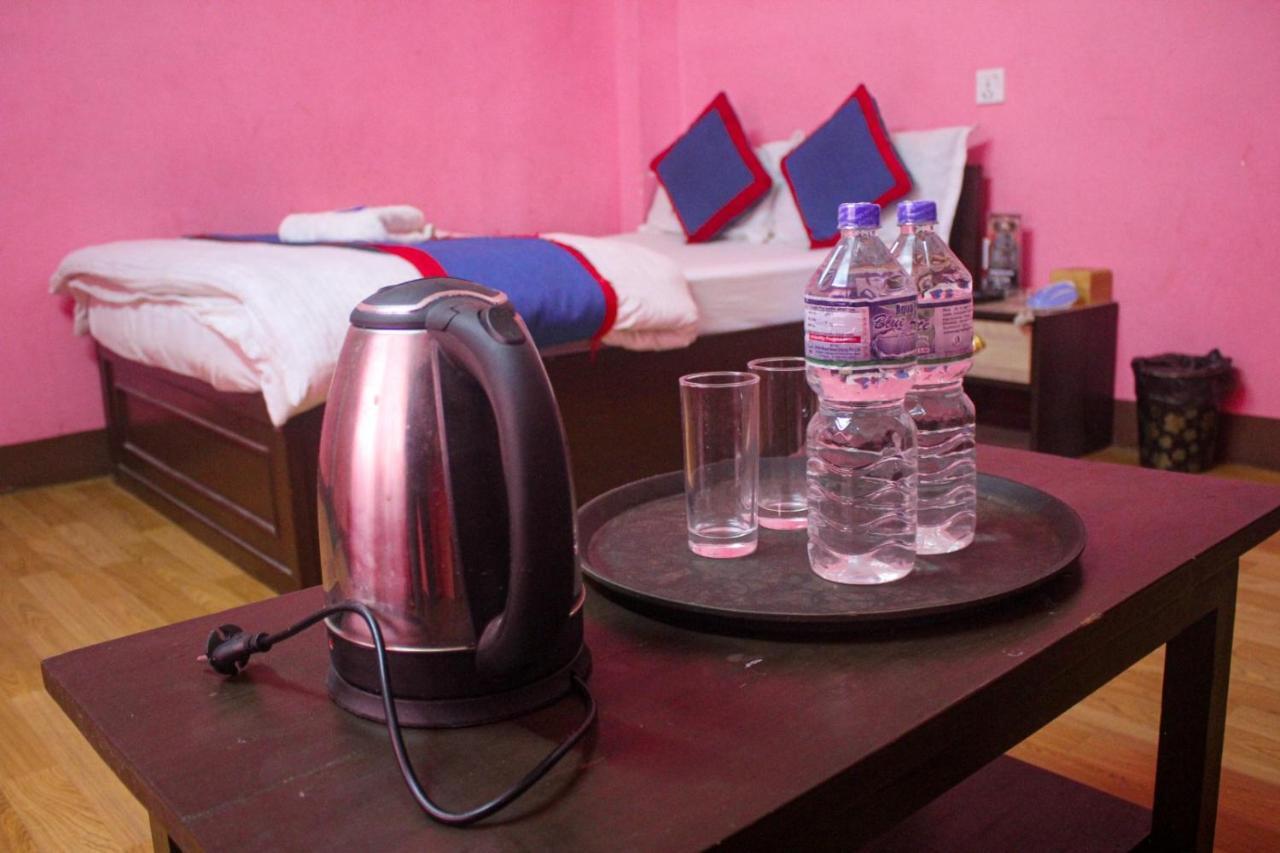 Hotel Chandragiri Paradise *