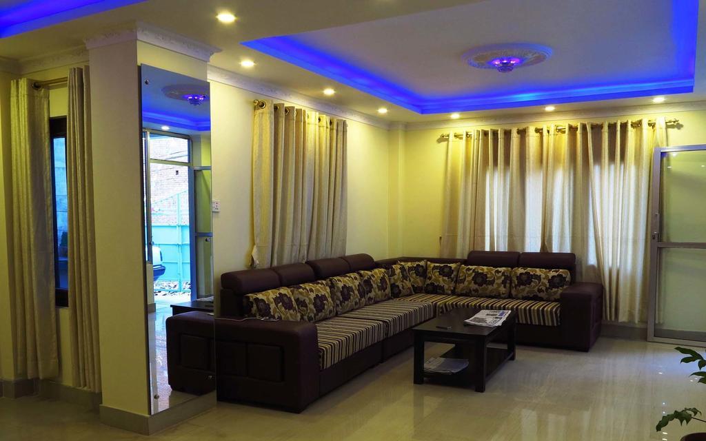 Avalon House Hotel 2*