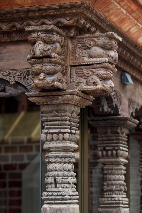 Manaslu Hotel 4*
