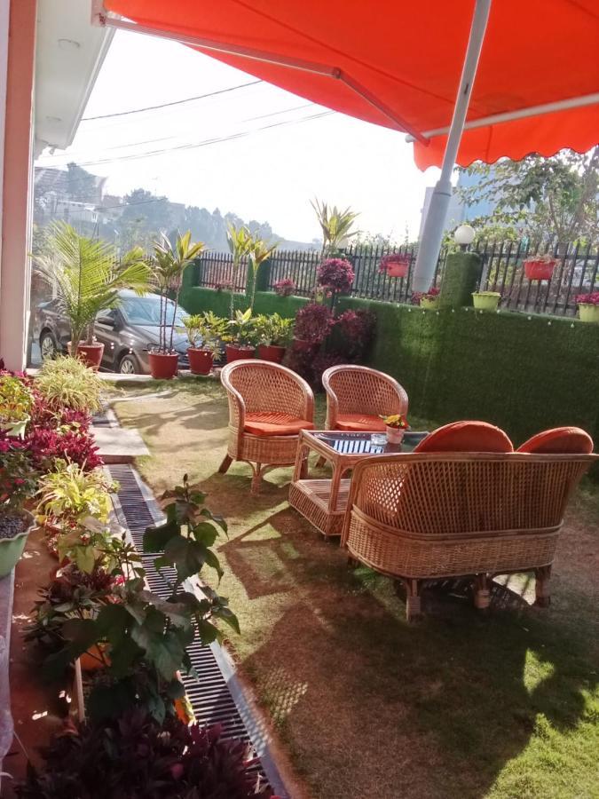 Krishna Hotel 3*