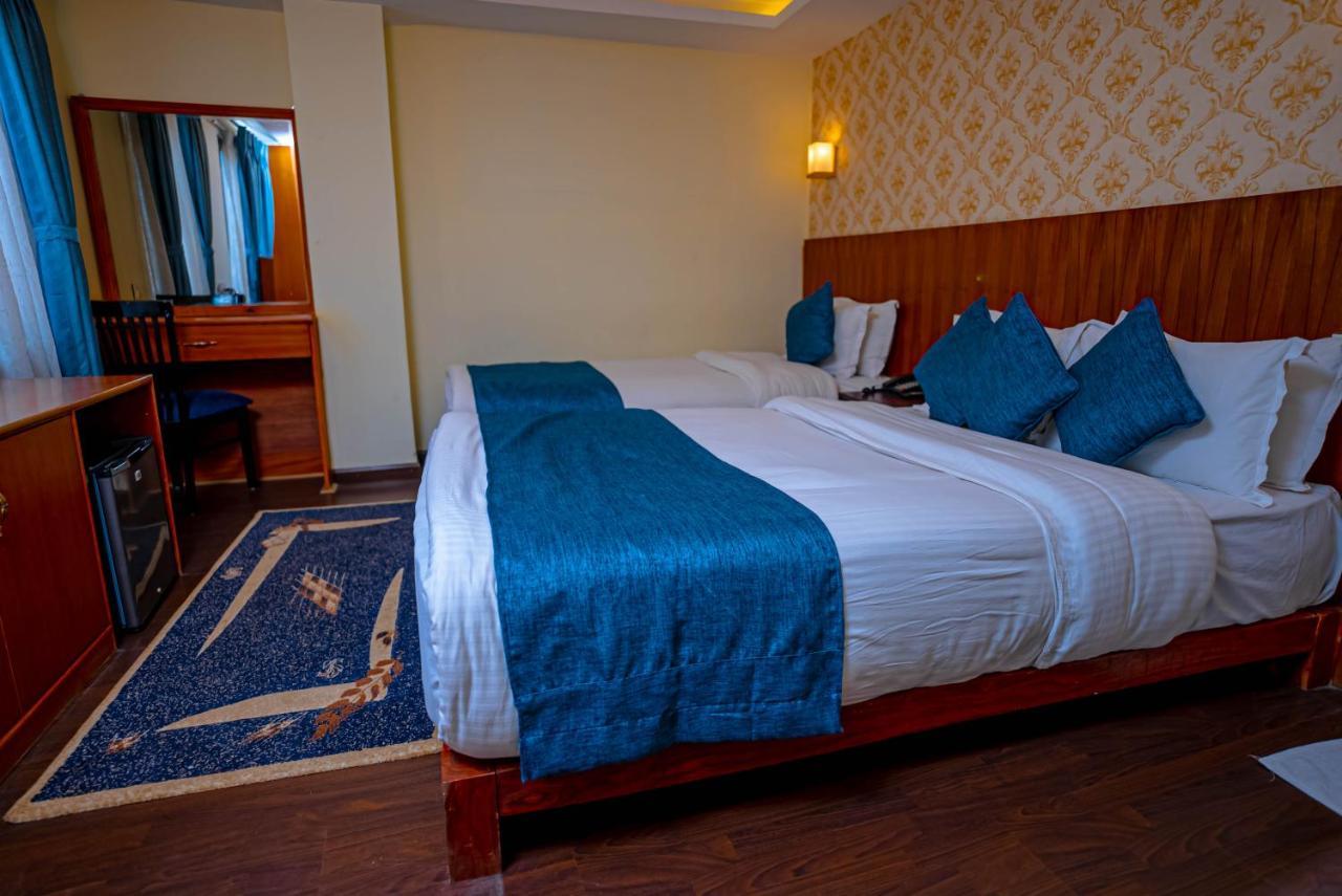 Satkar And Hotel