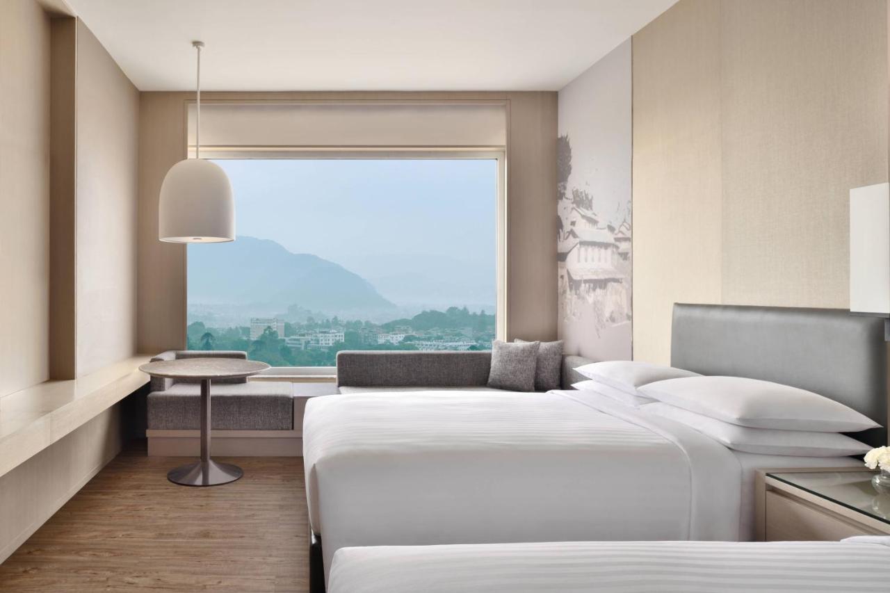 Hotel Marriott 5*