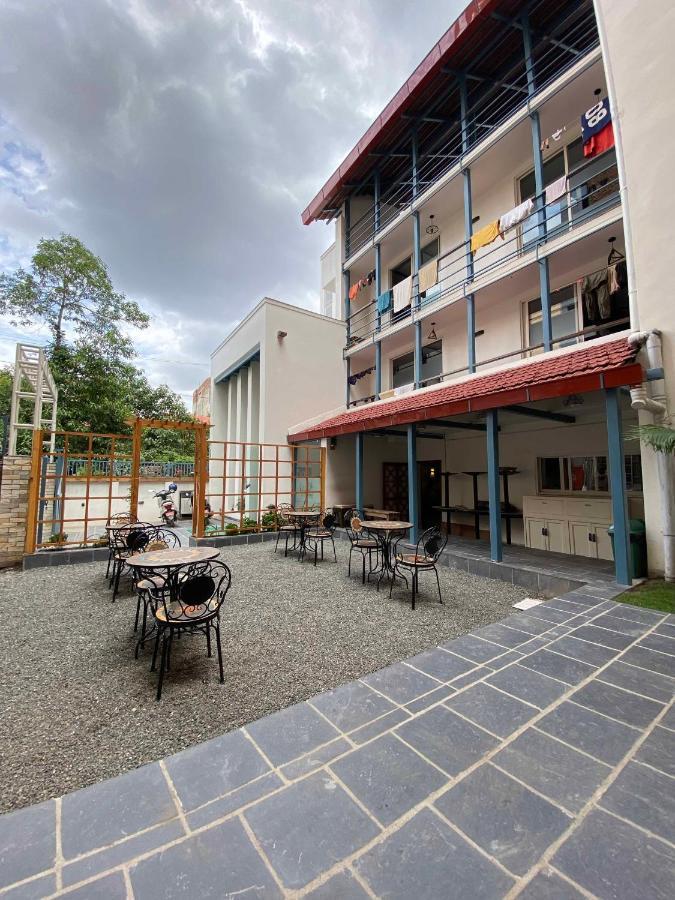 Alobar1000 Hostel