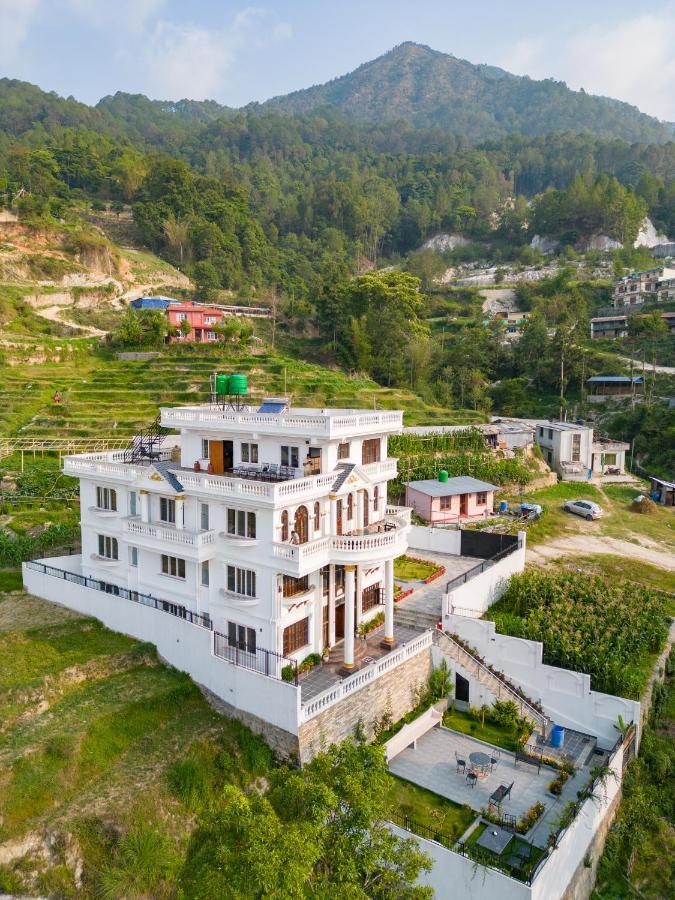 The White House 8 Bedroom With Swimming Pool