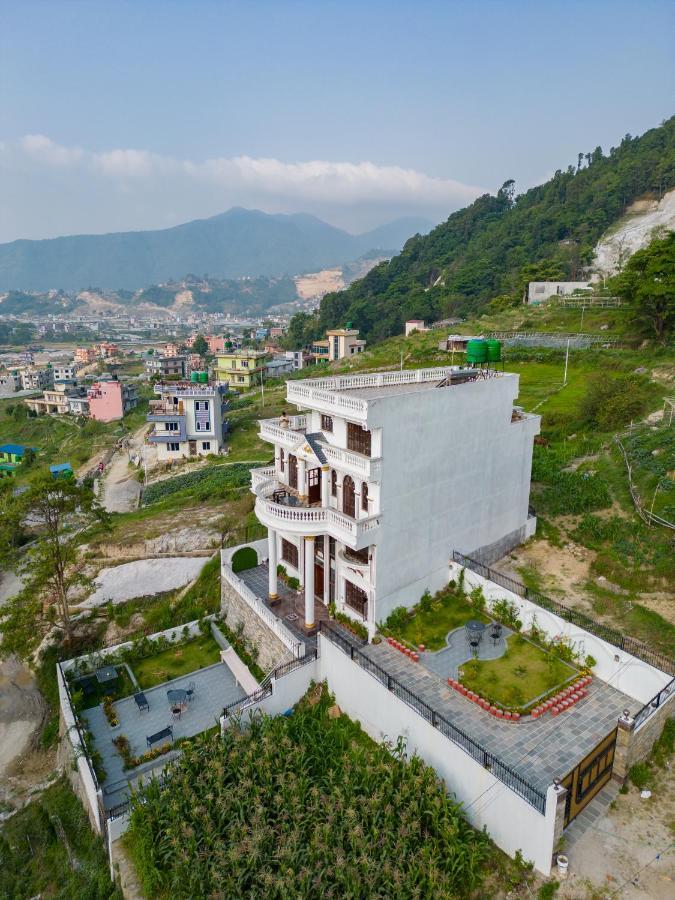 The White House 8 Bedroom With Swimming Pool Vila *