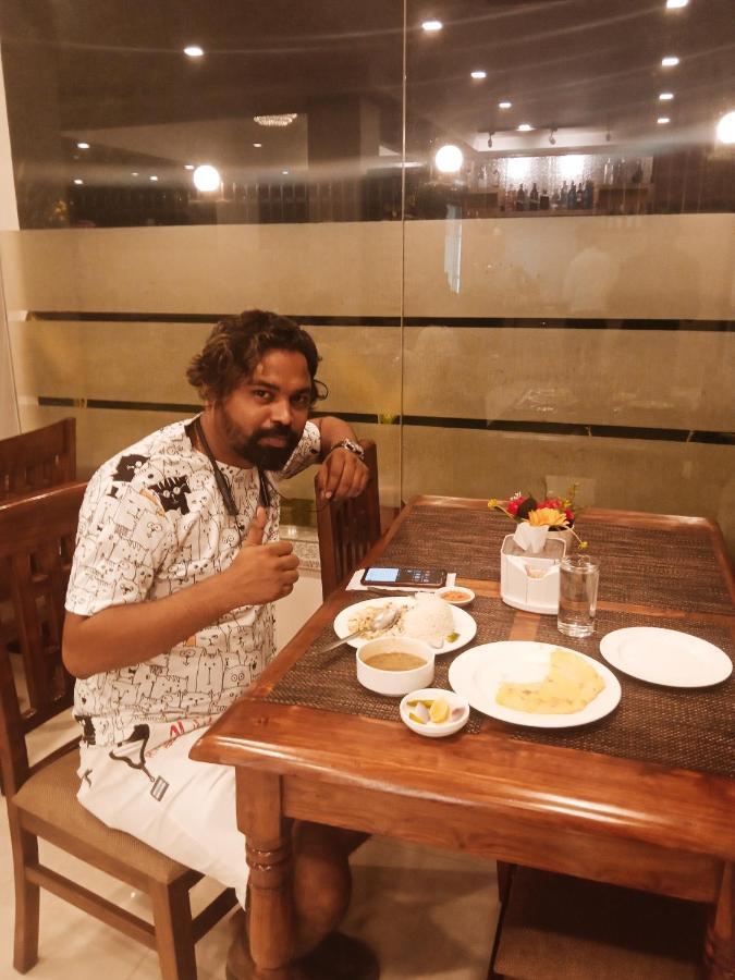Krishna Hotel 3*