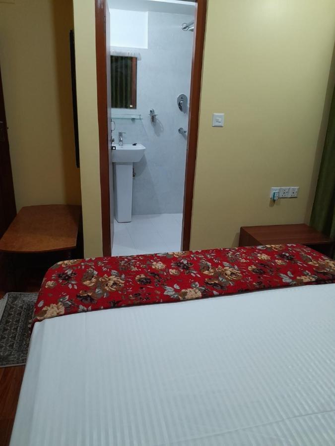 Rupas Apartment *