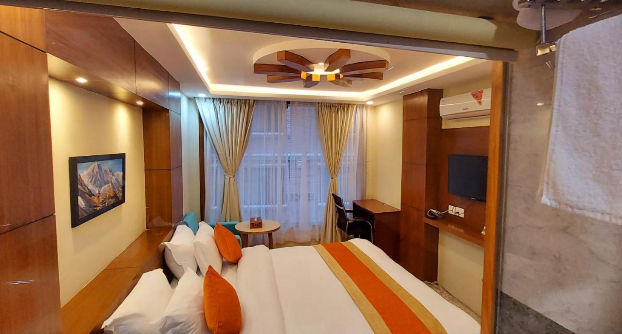 Hotel Yakroo Manang Kathmandu