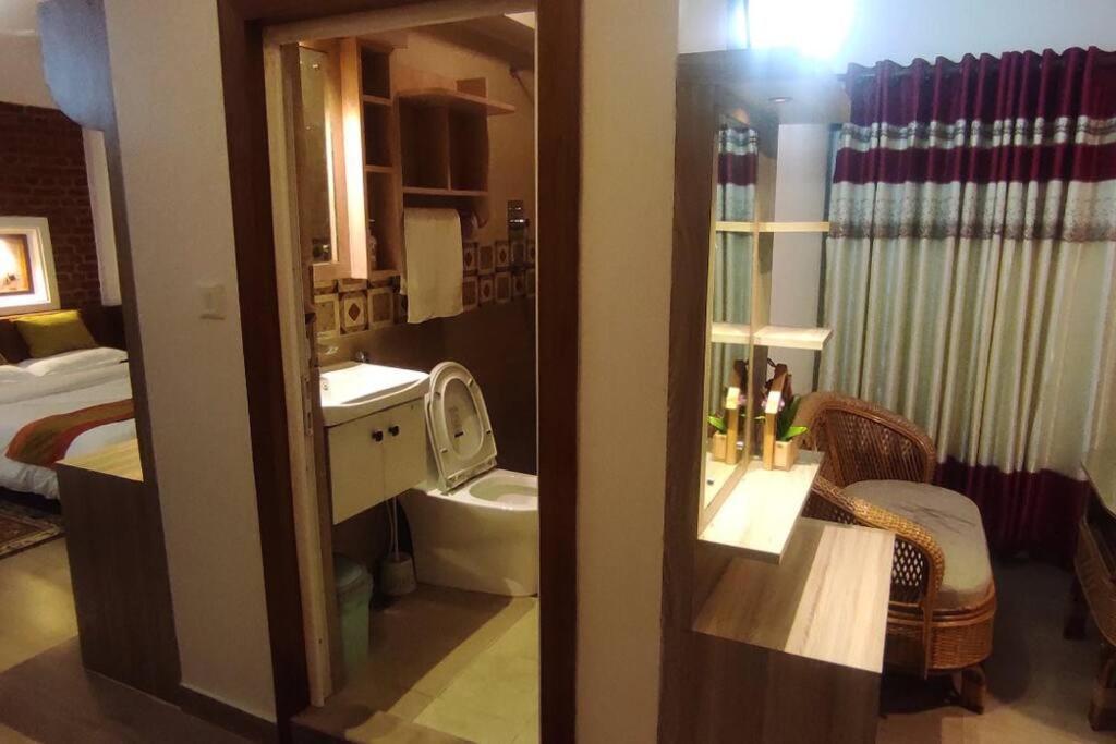 Raniban Suites - Studio Apartment