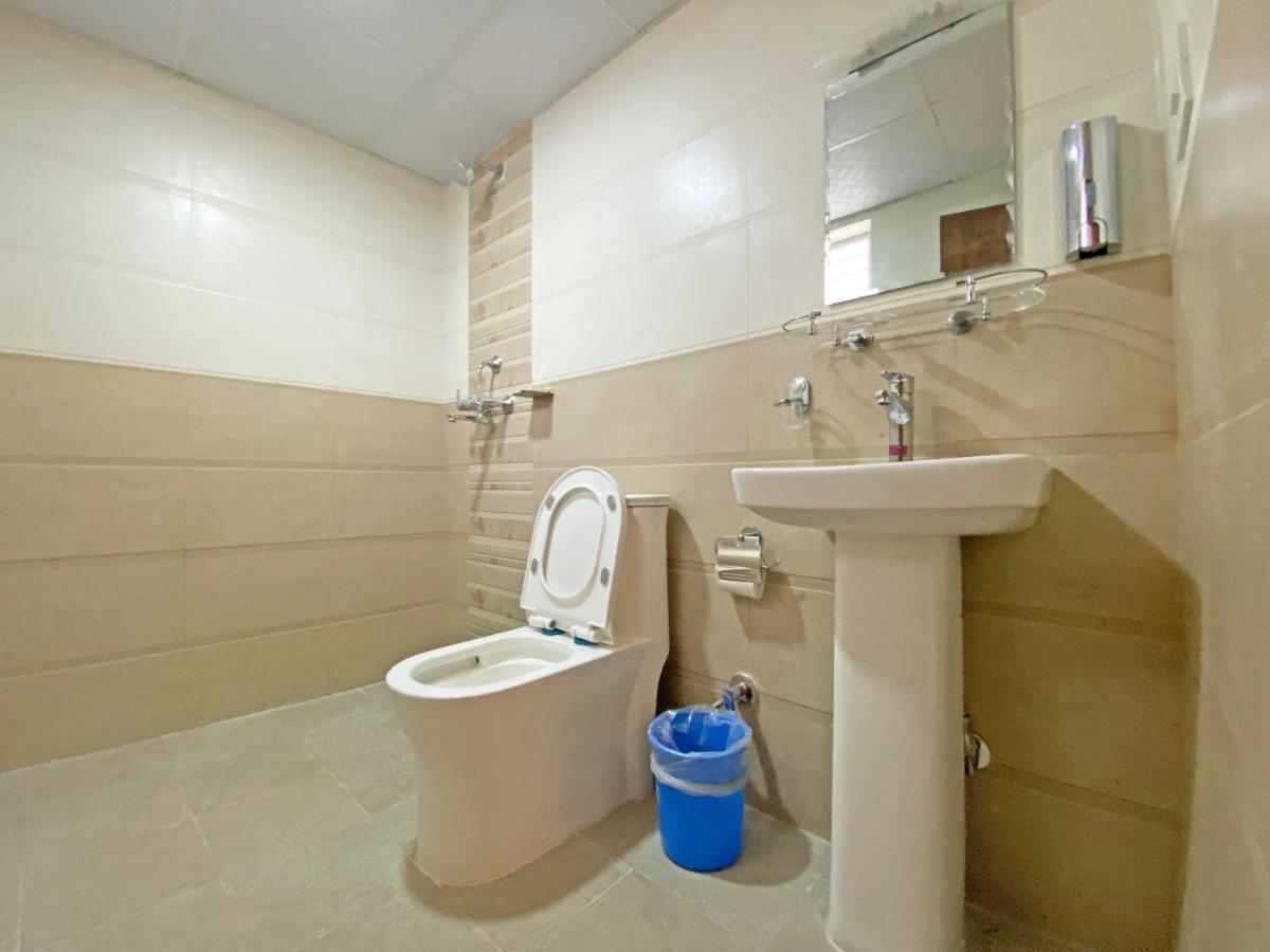 Royal Emperor Hotel 3*
