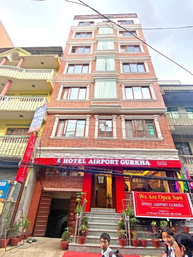 Airport Gurkha Hotel 3*