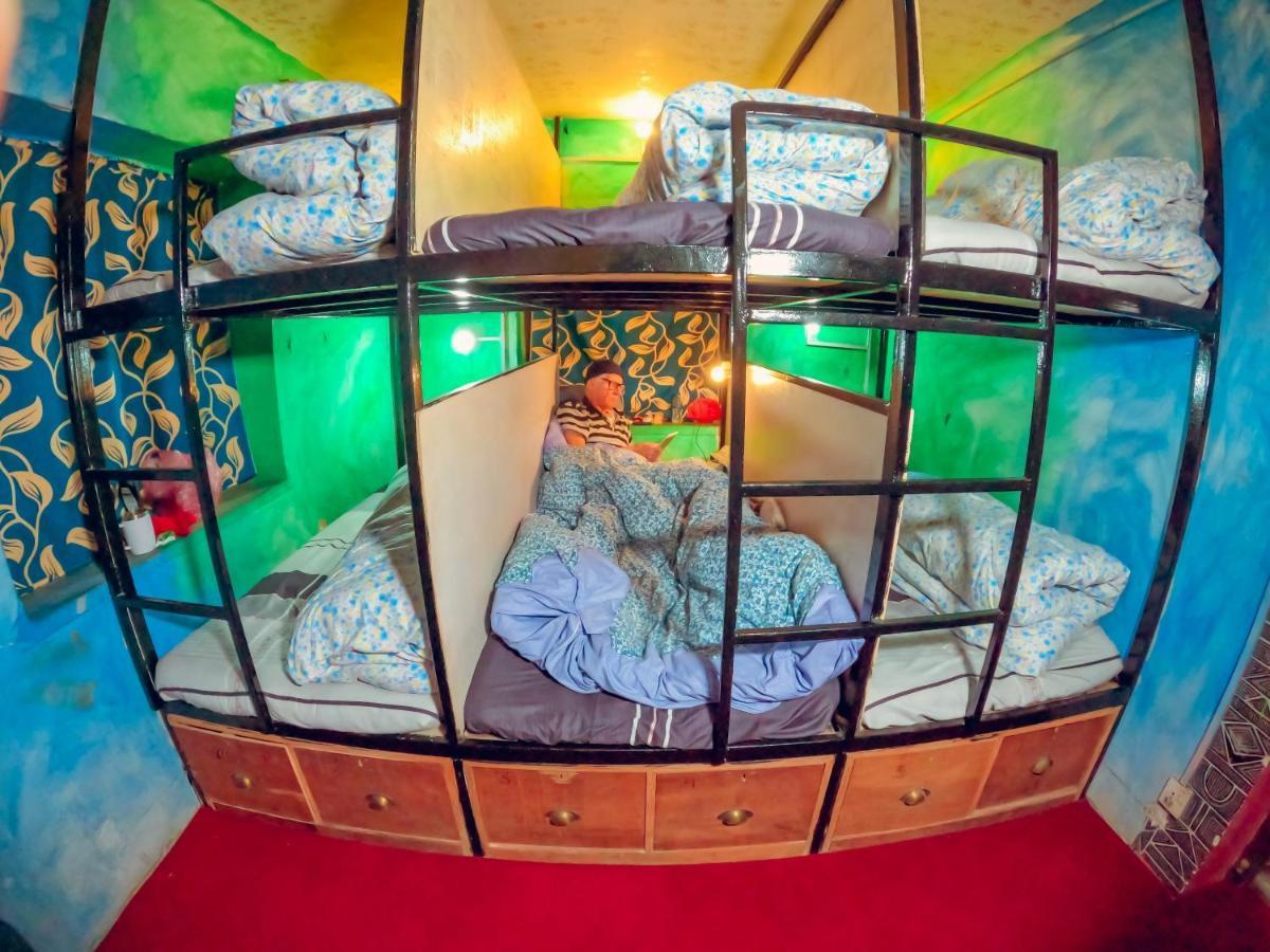 Hostel Aarogya And Restaurant