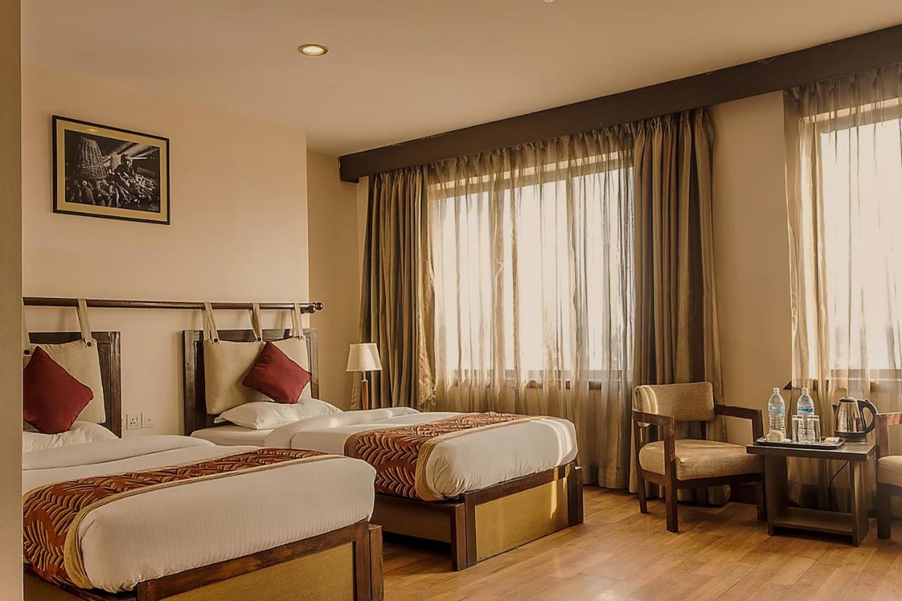Pauwa Hotel 4*