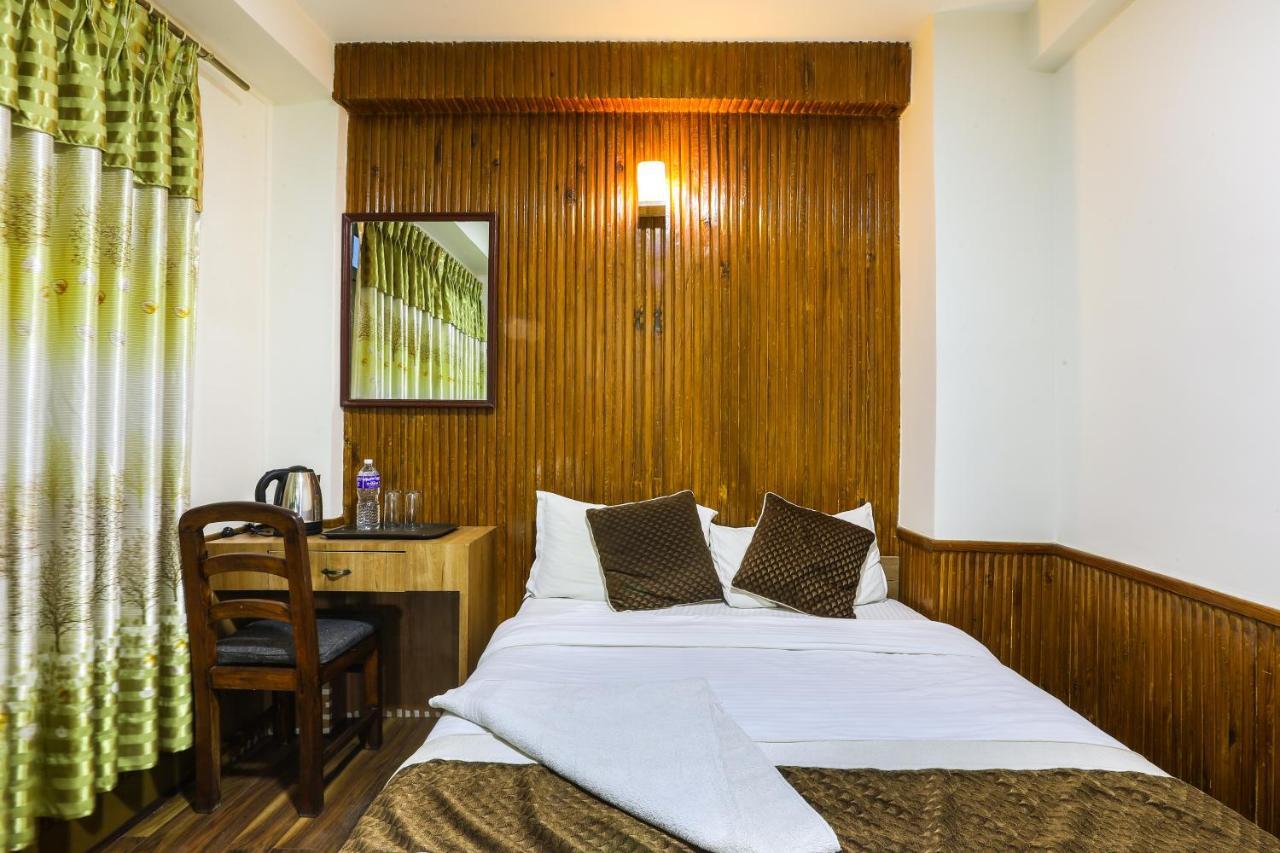 Hotel Sekai 2*