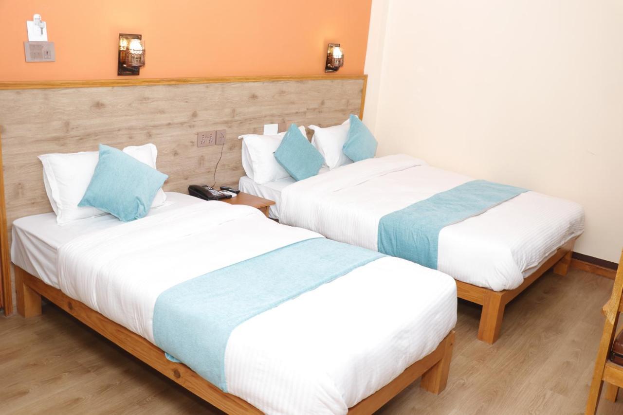 Hotel Peshal 2*