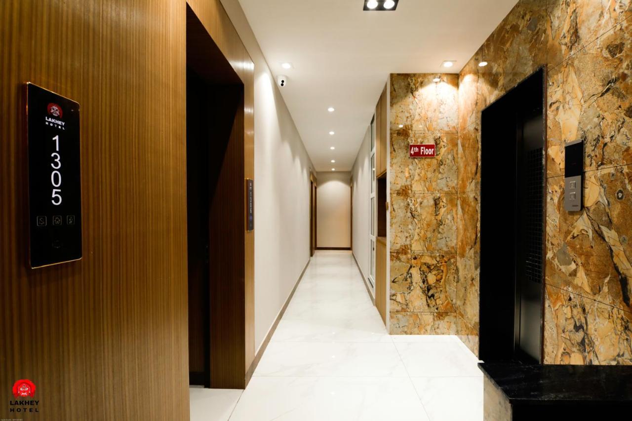 Lakhey Hotel