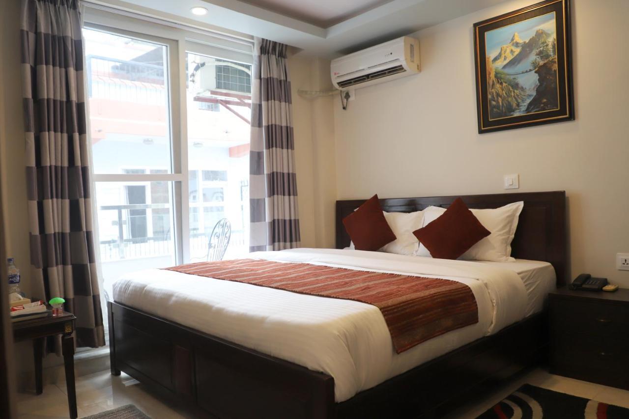 Pipal Tree Hotel *