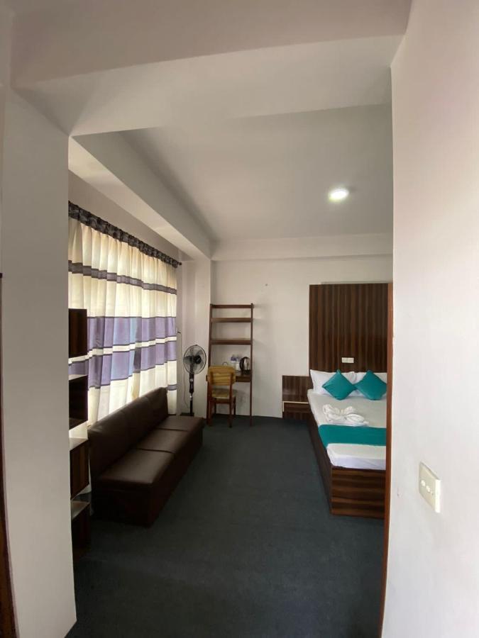 Hotel De Sapphire