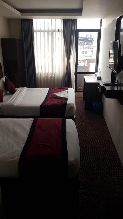 De Universal Hotel *