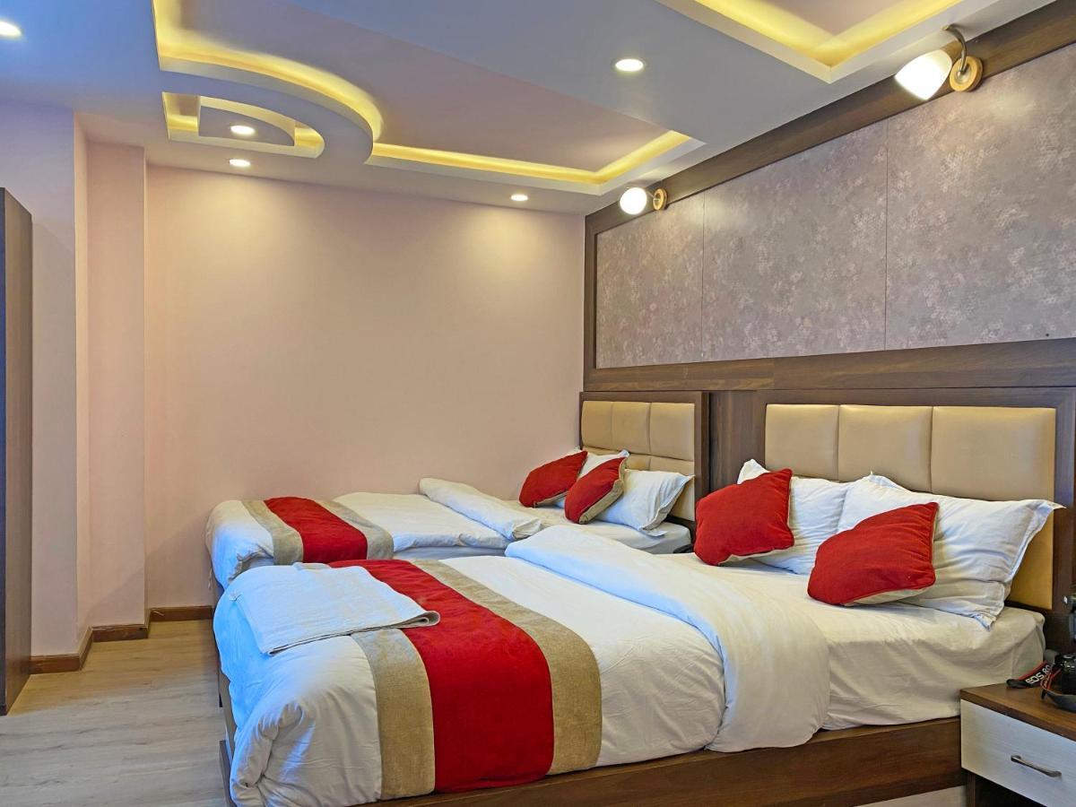 Hotel White Rabbit