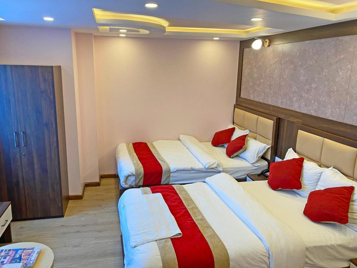 White Rabbit Hotel 3*