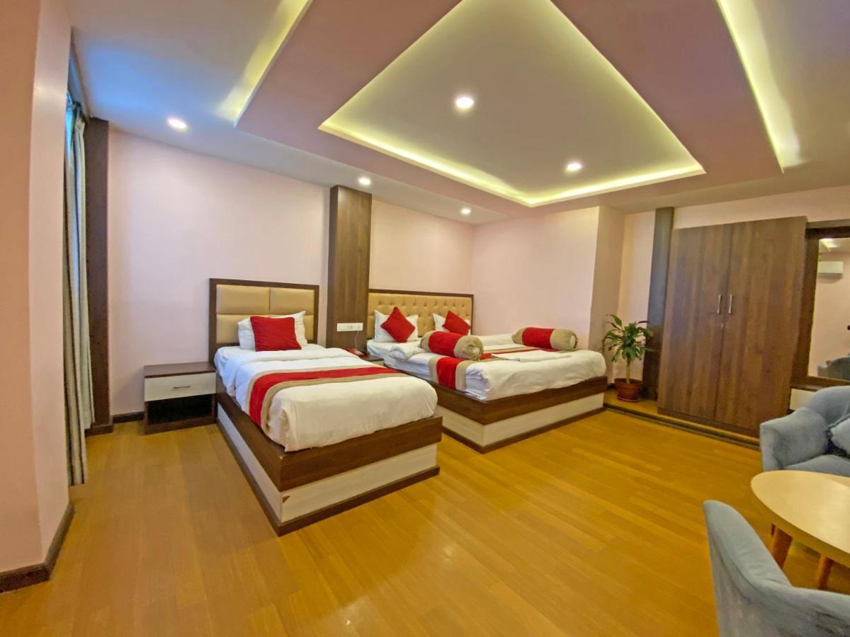 White Rabbit Hotel 3*