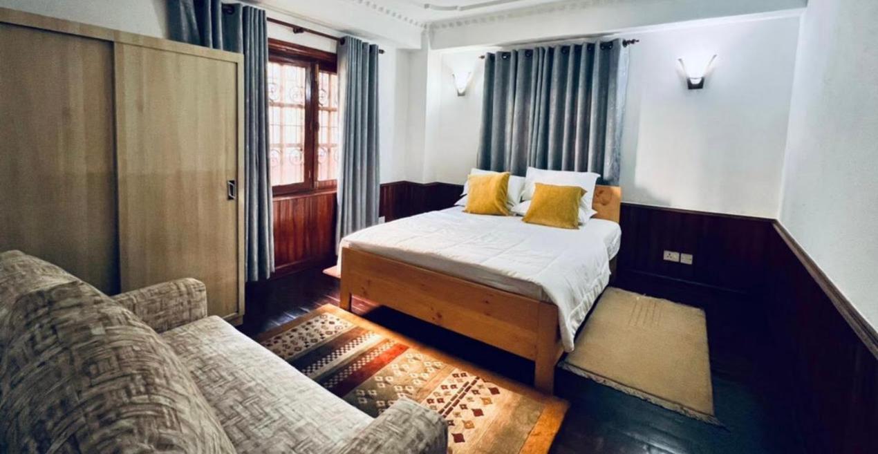 Makach House- Traditional Boutique House With Garden Homestay