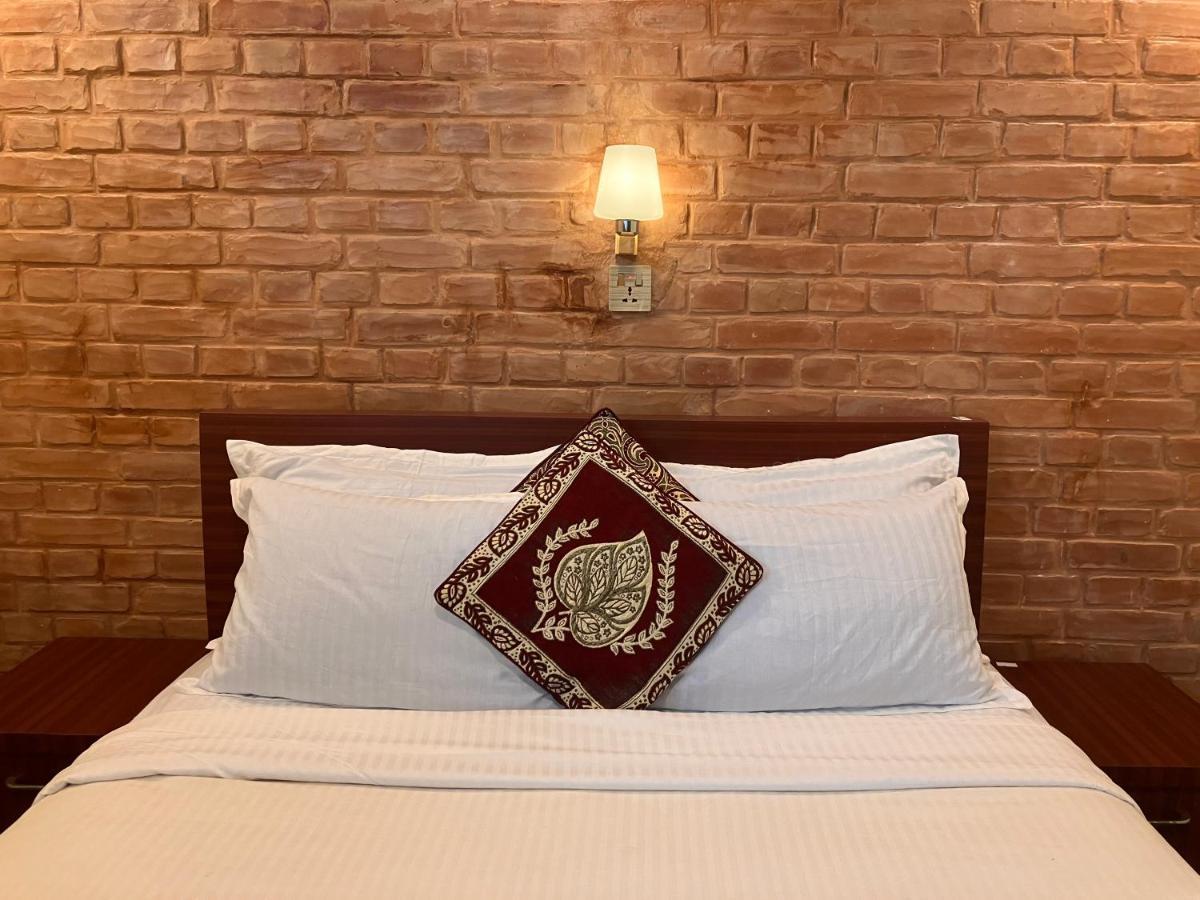 Sacred Trails Homestay Bed & Breakfast