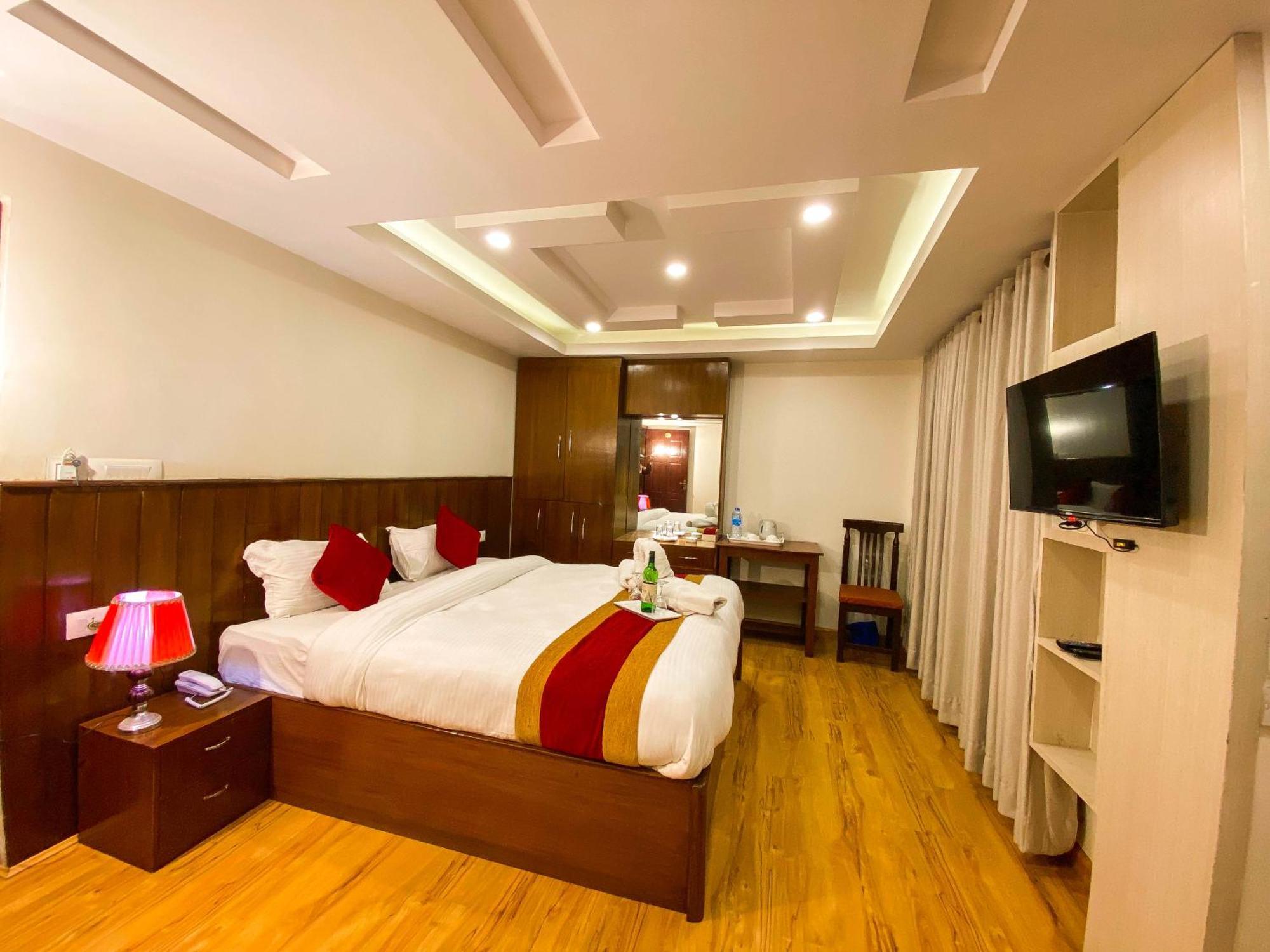Hotel Abi International *