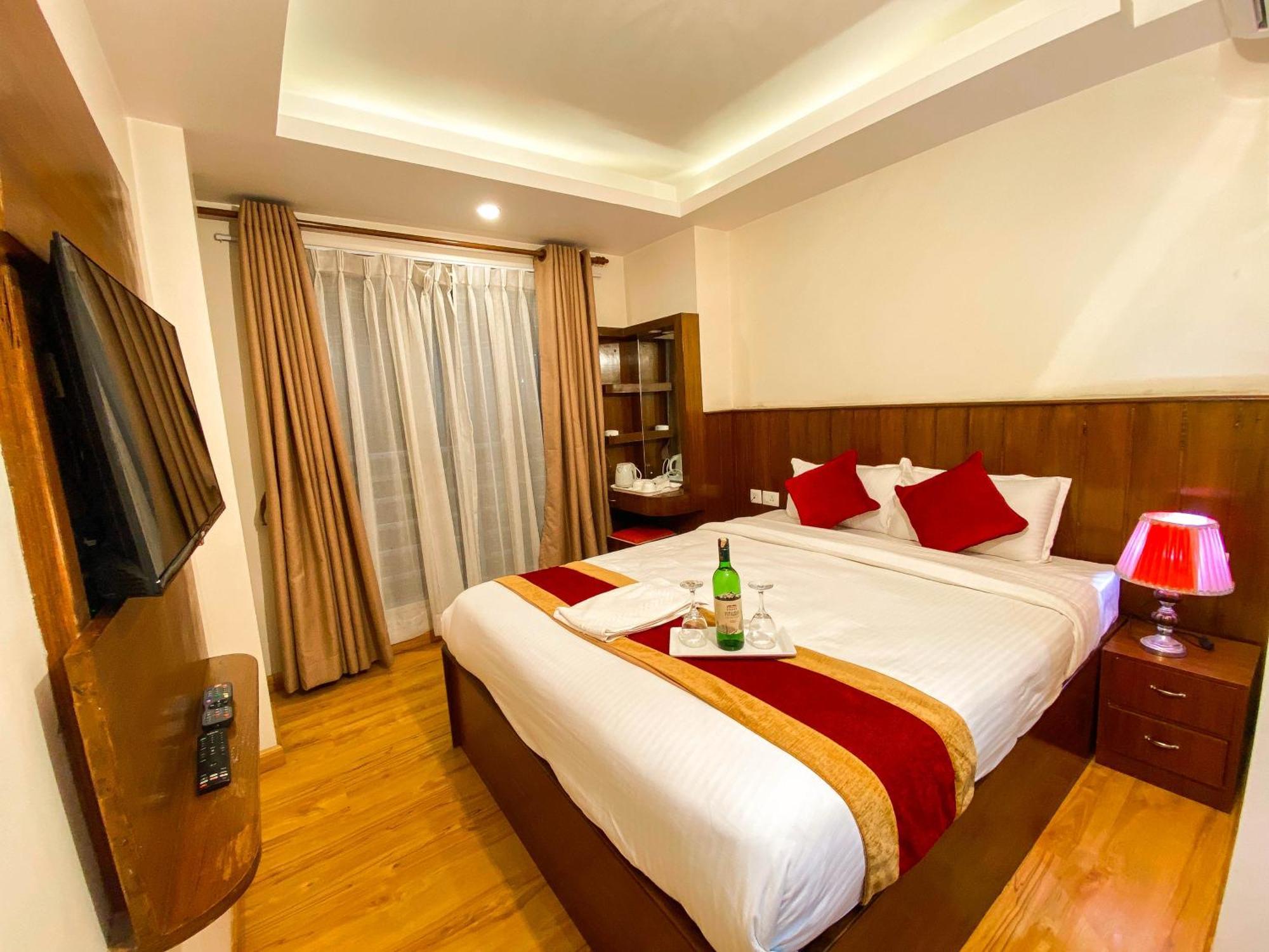 Hotel Abi International *