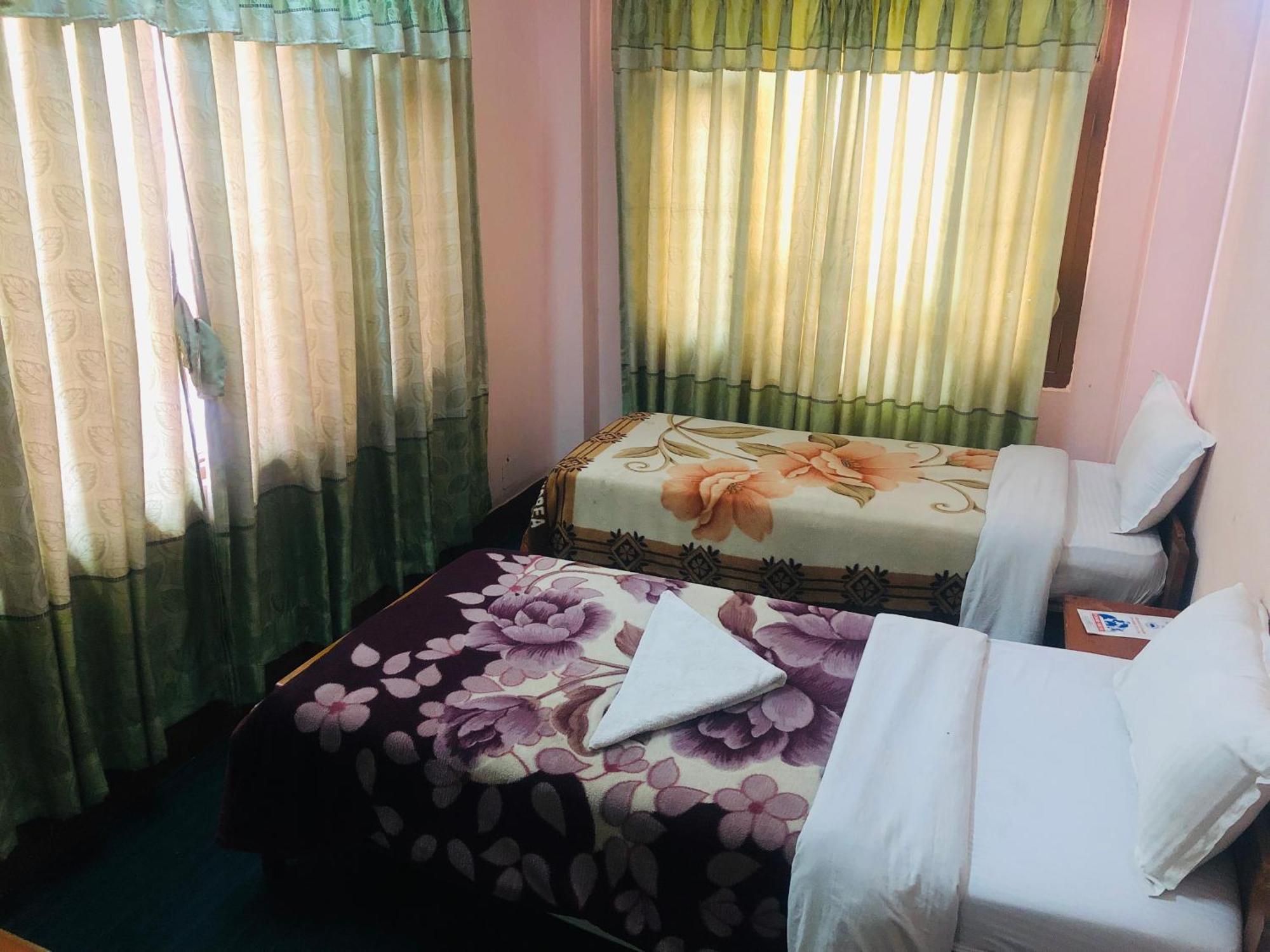 Orchid Guest house 2*