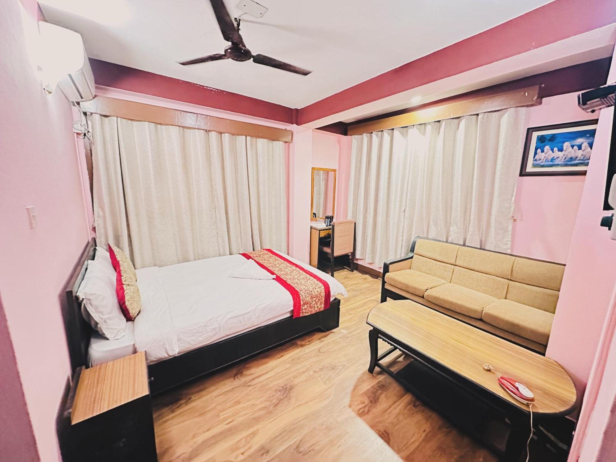 Orchid Guest house 2*