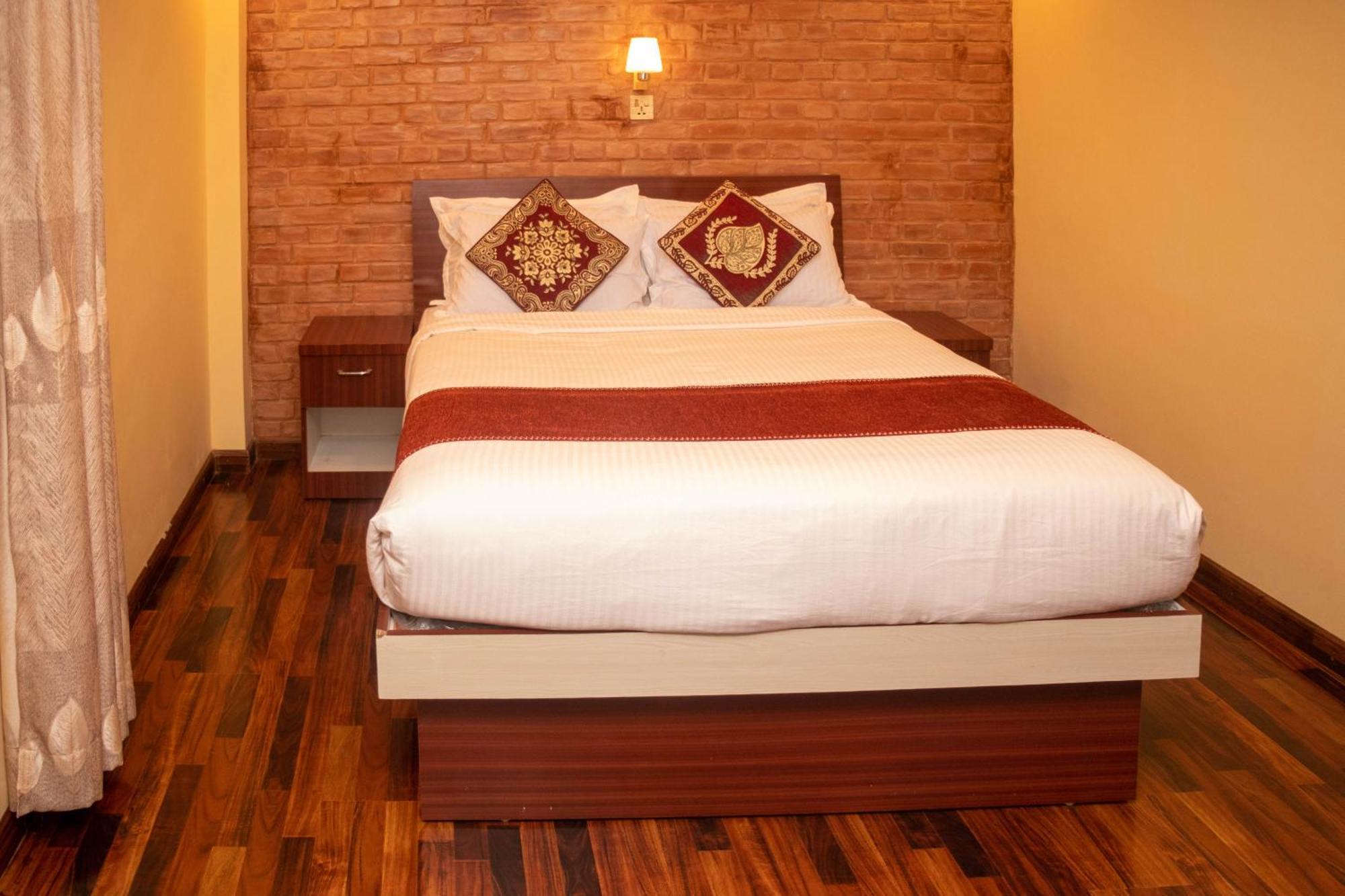 Sacred Trails Budhanilkantha Bed & Breakfast